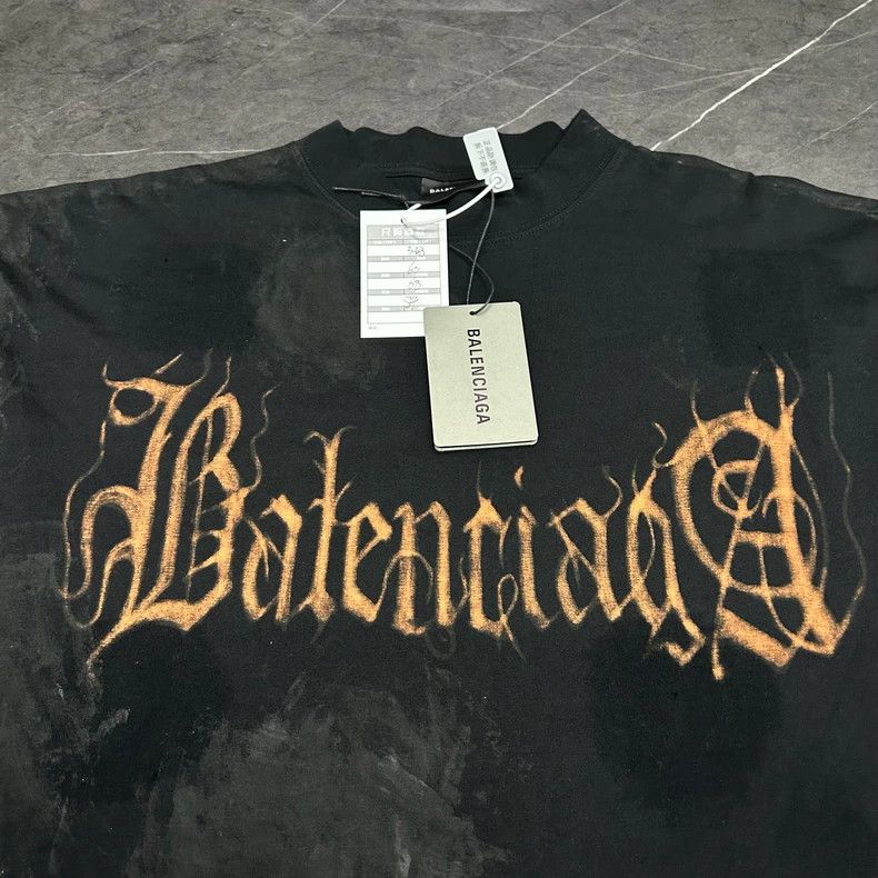 Balenciaga Balenciaga Flame Sanskrit Long Sleeve Shirt Size US M / EU 48-50 / 2 - 7 Thumbnail