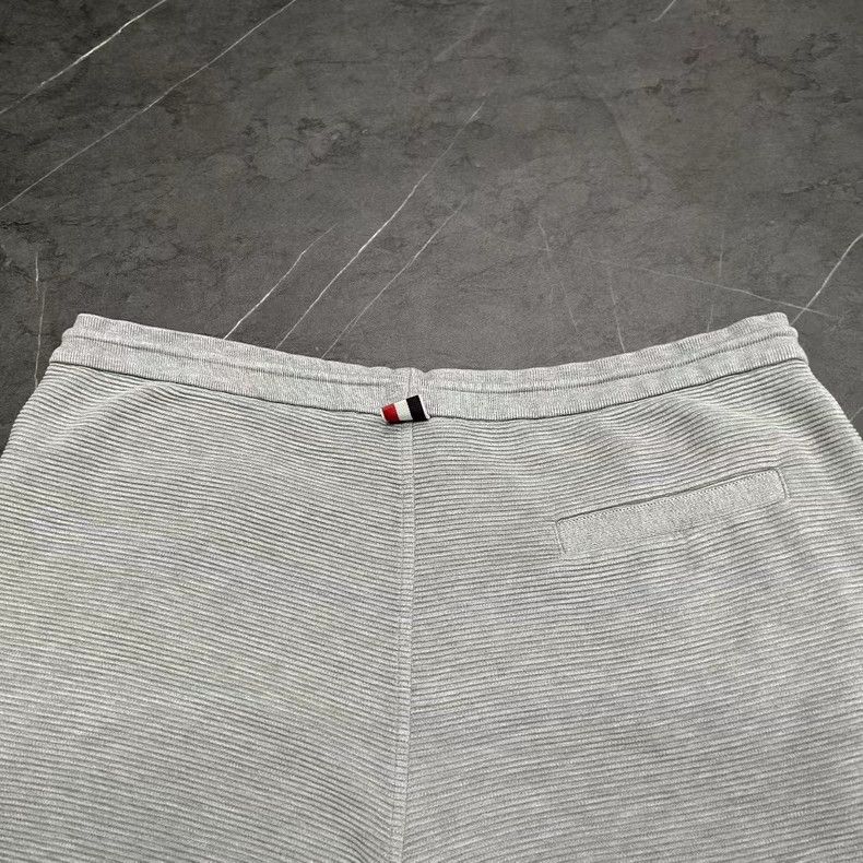 Thom Browne Thom Browne Gray Four-Stripe Shorts Size US 30 / EU 46 - 4 Thumbnail