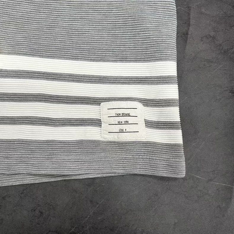 Thom Browne Thom Browne Gray Four-Stripe Shorts Size US 30 / EU 46 - 3 Thumbnail