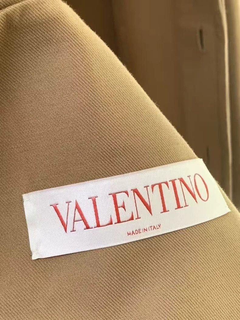 Valentino Valentino Men's Solid Long Sleeve Shirt Size US L / EU 52-54 / 3 - 4 Thumbnail