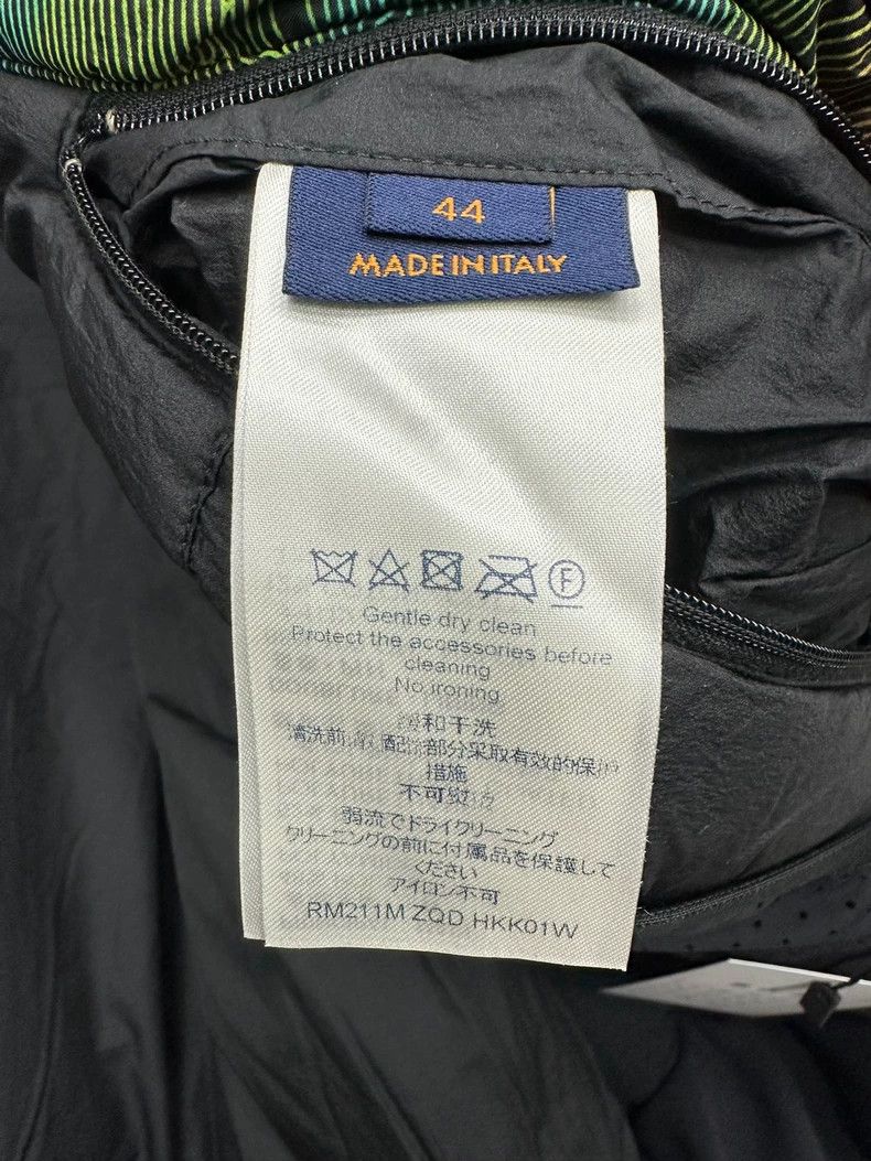 Louis Vuitton Louis Vuitton 2054 Heat Reactive Puffer Jacket Size US L / EU 52-54 / 3 - 4 Thumbnail