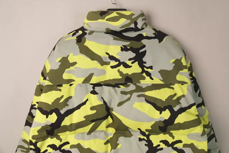 Vetements Vetements Camouflage Puffer Jacket Size US M / EU 48-50 / 2 - 4 Thumbnail