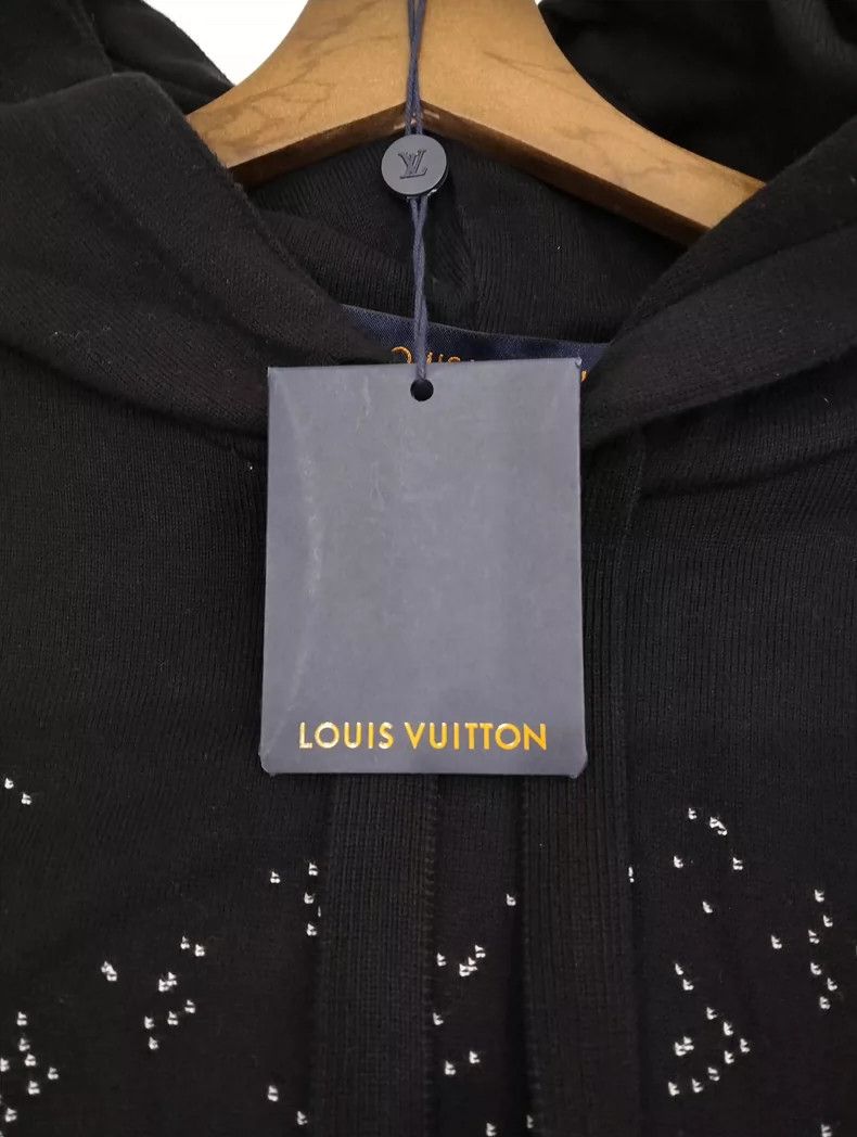 Louis Vuitton Louis Vuitton Black Monogram Hoodie Size US M / EU 48-50 / 2 - 3 Thumbnail