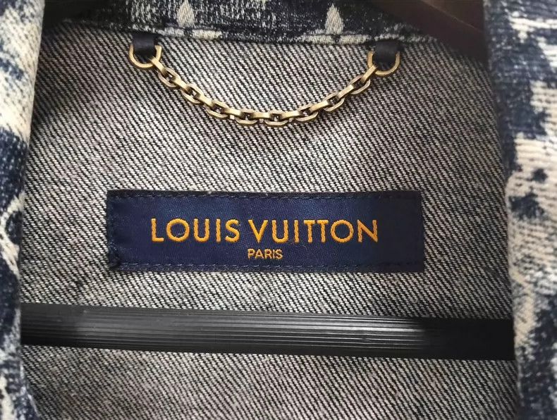 Louis Vuitton Louis Vuitton Denim Short Sleeve Shirt Size US M / EU 48-50 / 2 - 3 Thumbnail