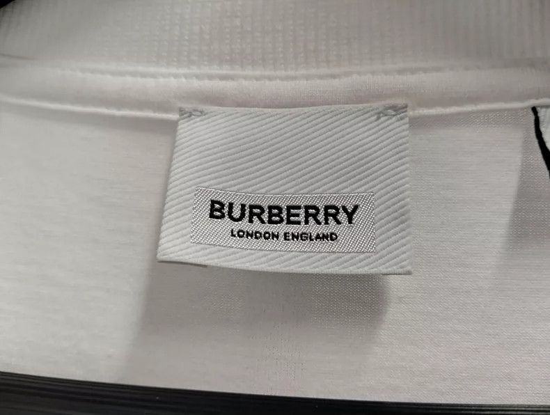 Burberry Burberry White Logo Short Sleeve T-Shirt Size US L / EU 52-54 / 3 - 3 Thumbnail
