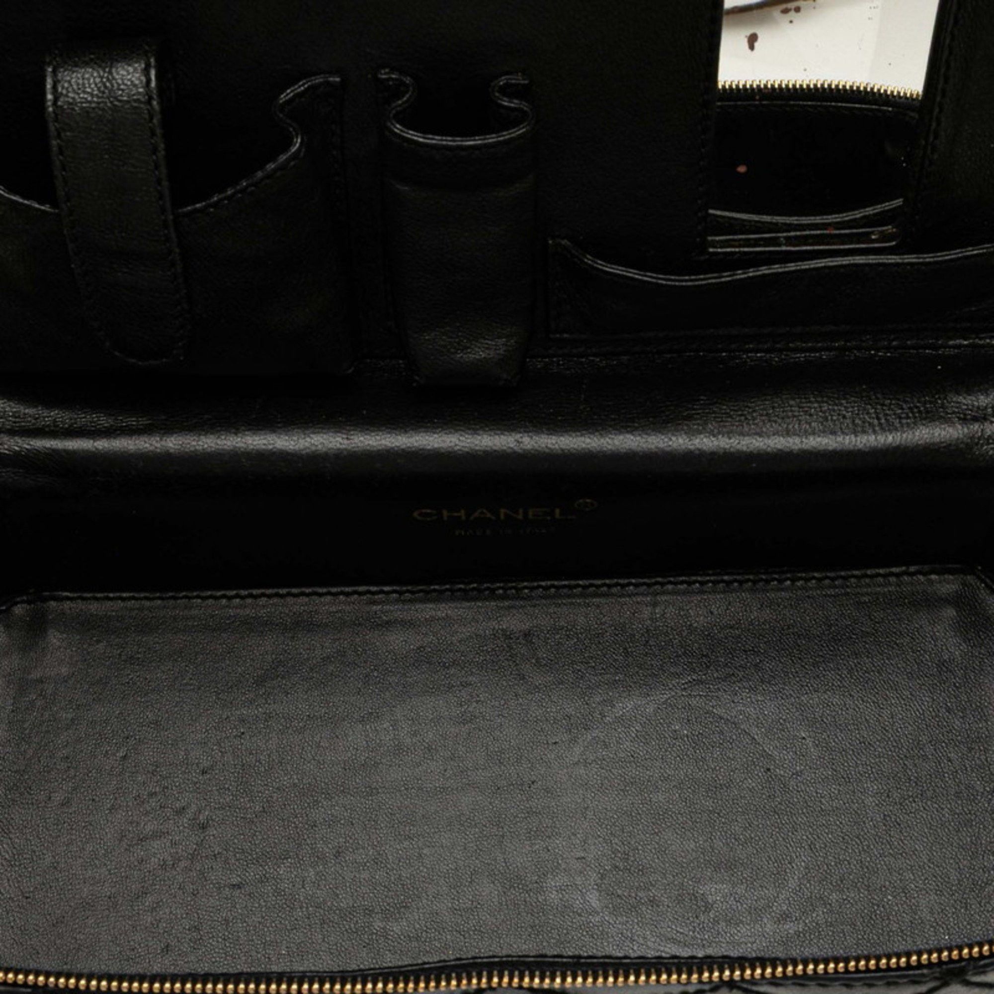Chanel CHANEL Matelasse Coco Mark Chain Vanity Bag in Black Leather for Women Size ONE SIZE - 10 Thumbnail