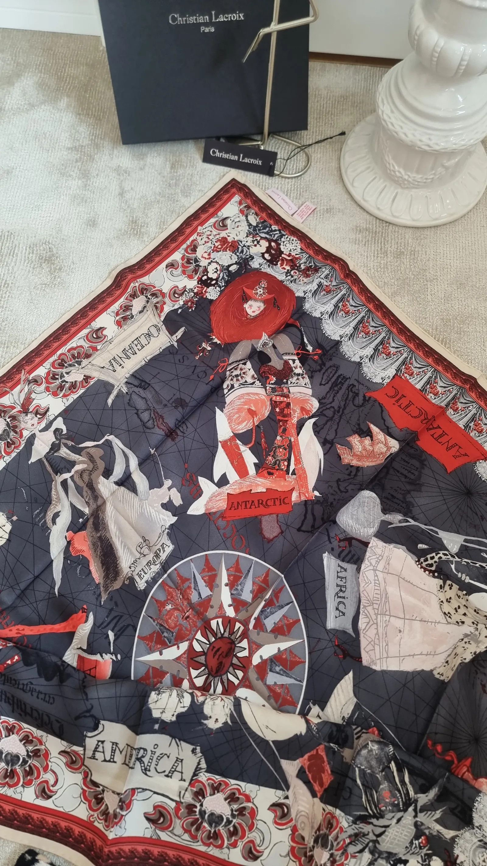 Designer DESIGNER CHRISTIAN LACROIX SIDEN SJAL Scarf Size ONE SIZE - 3 Thumbnail