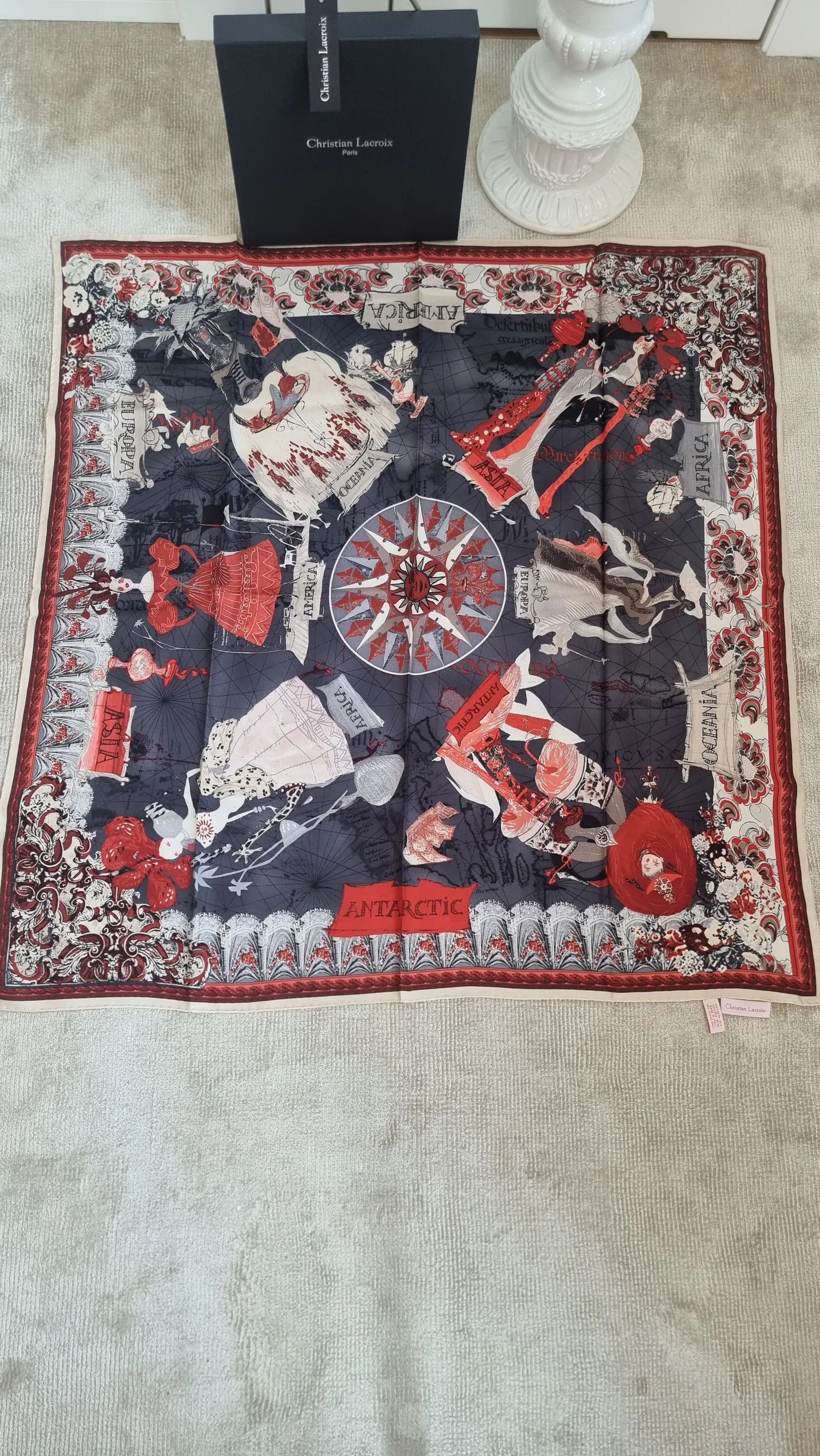 Designer DESIGNER CHRISTIAN LACROIX SIDEN SJAL Scarf Size ONE SIZE - 5 Thumbnail
