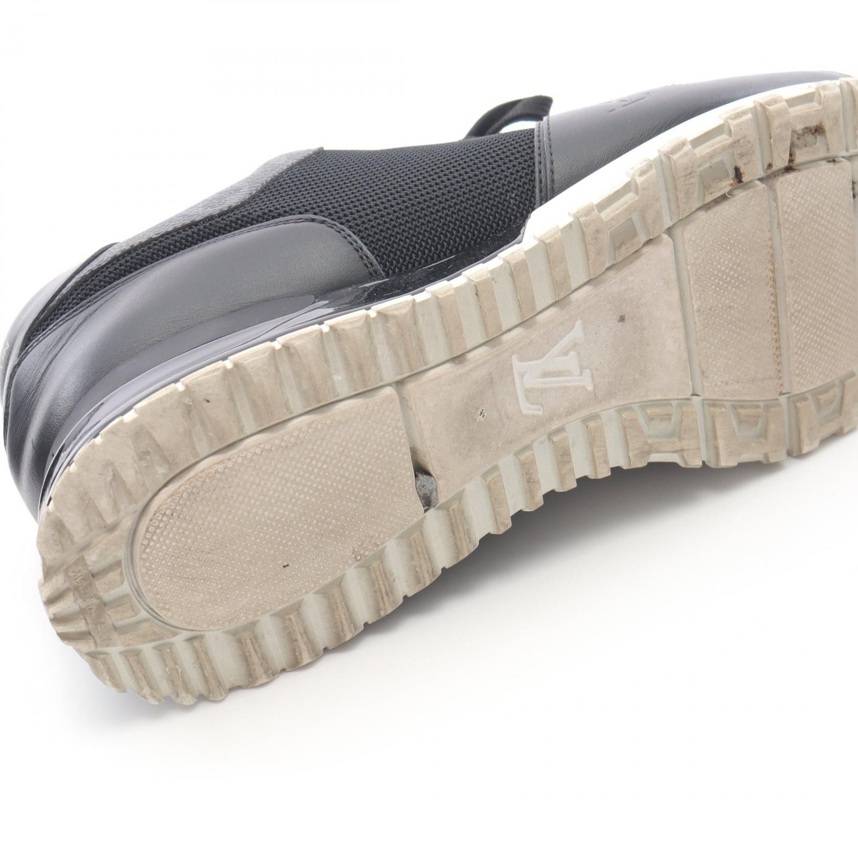 Louis Vuitton Louis Vuitton Louis Vuitton Run Away Line Monogram Leather Canvas Sneakers Canvas Shoes Size ONE SIZE - 8 Thumbnail