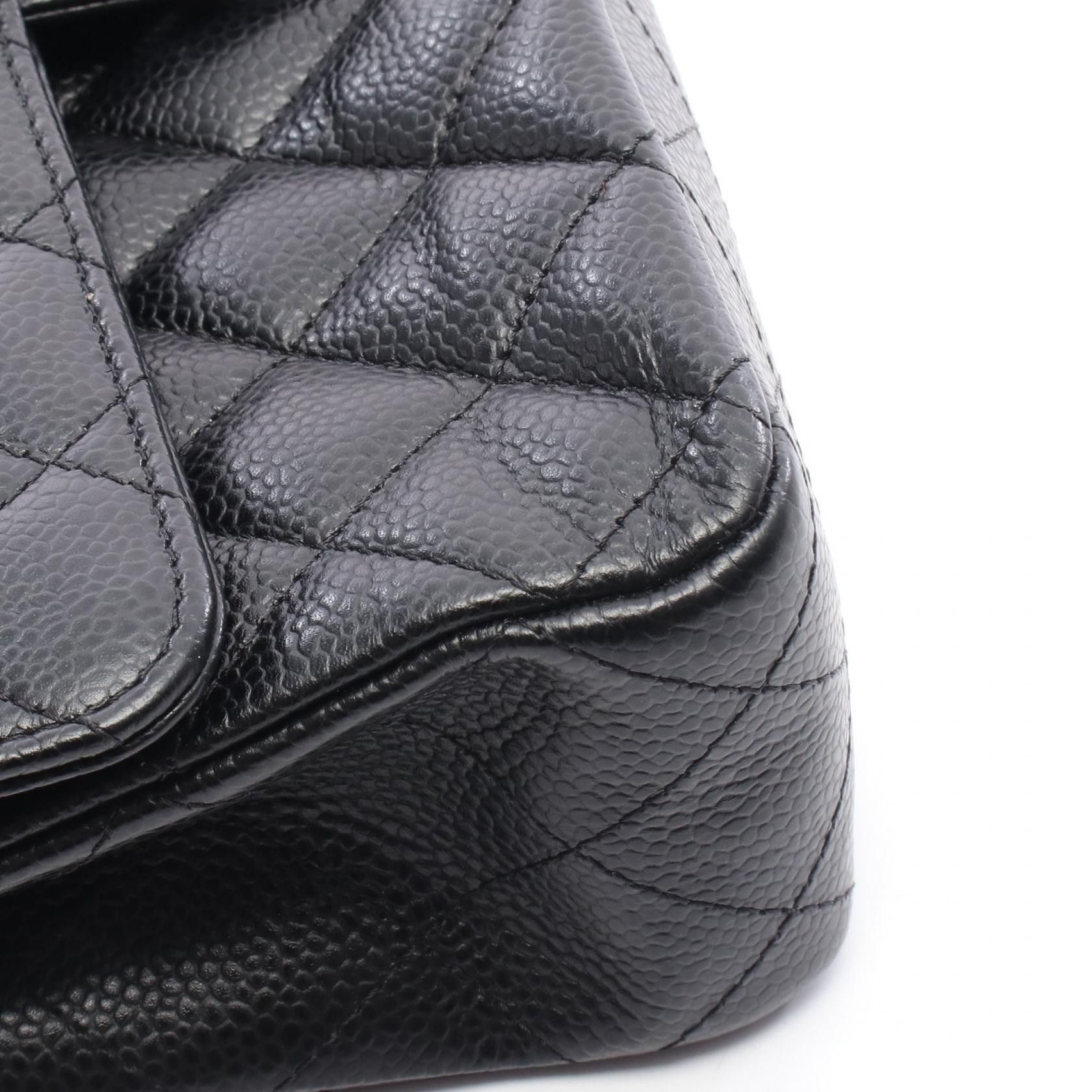 Chanel Chanel Chanel Matelasse Calf Shoulder Bag Leather Shoulder Bag A01112 Size ONE SIZE - 7 Thumbnail