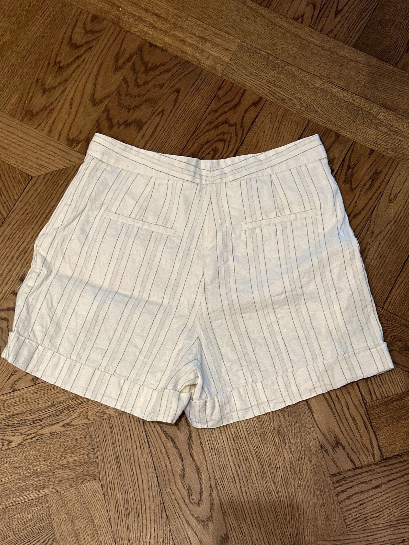 Massimo Dutti Massimo Dutti Shorts Size 26" / US 2 / IT 38 - 4 Thumbnail