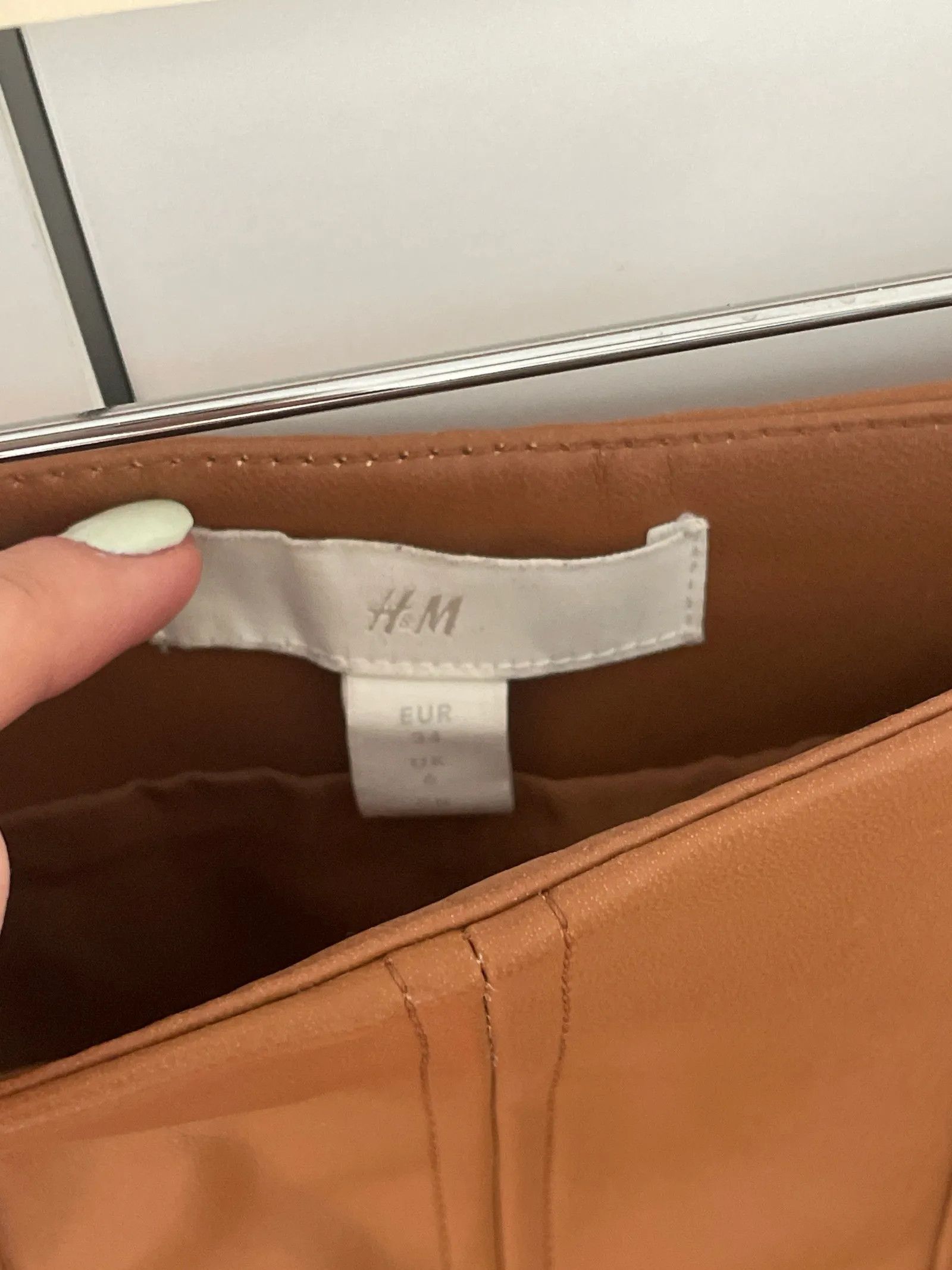 H&M H&M Skirt Size 25" / US 0 / IT 36 - 3 Thumbnail