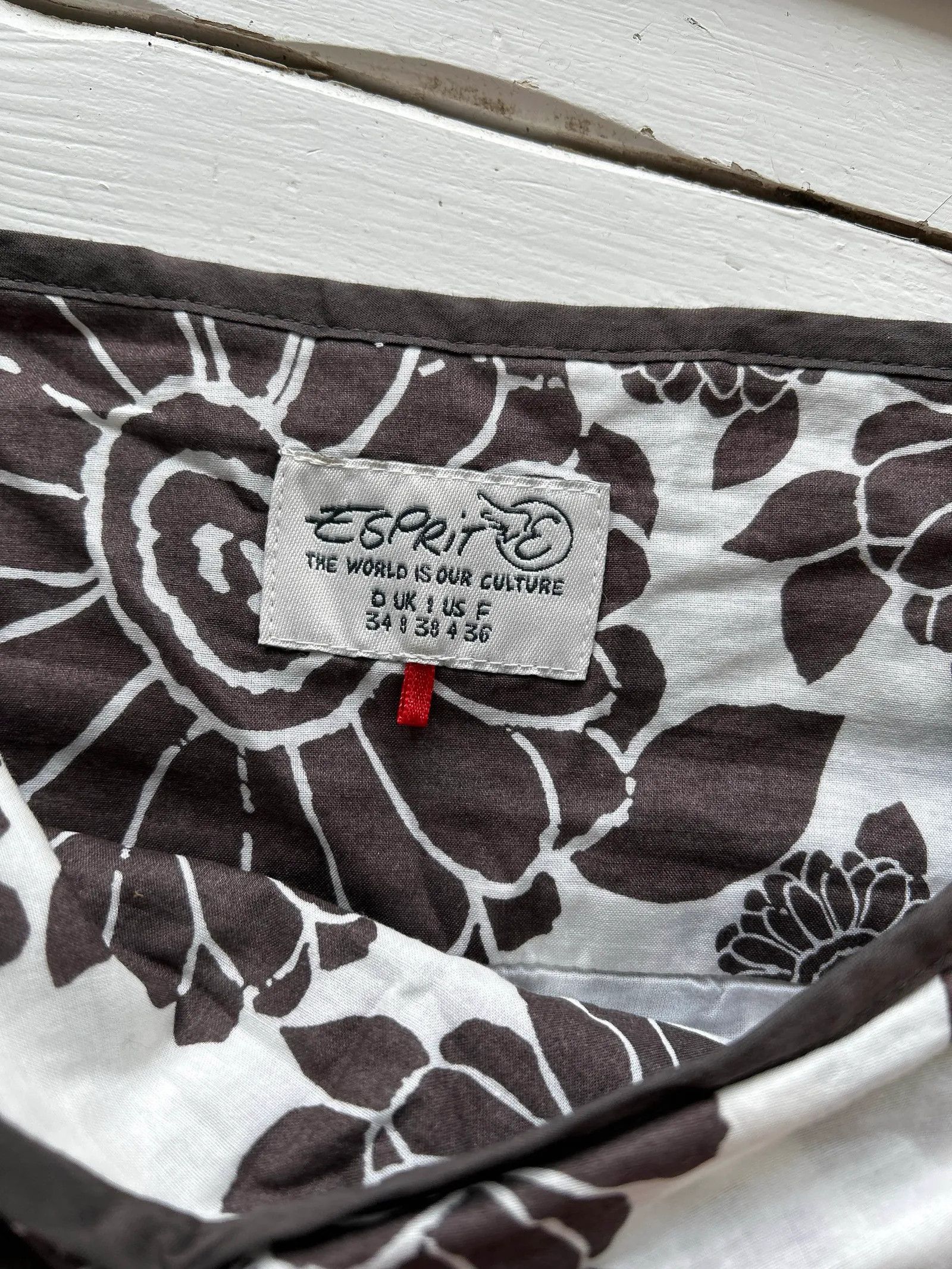 Esprit Esprit Skirt Size 27" / US 4 / IT 40 - 2 Thumbnail