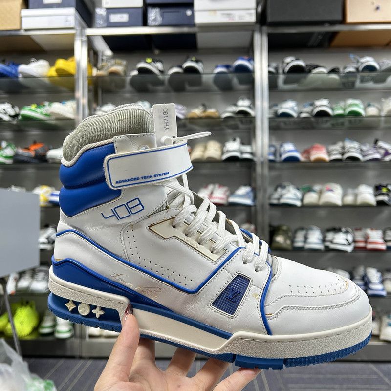 Louis Vuitton Louis Vuitton Trainer Blue and White Sneakers 0089 Size US 8 / EU 41 - 7 Thumbnail