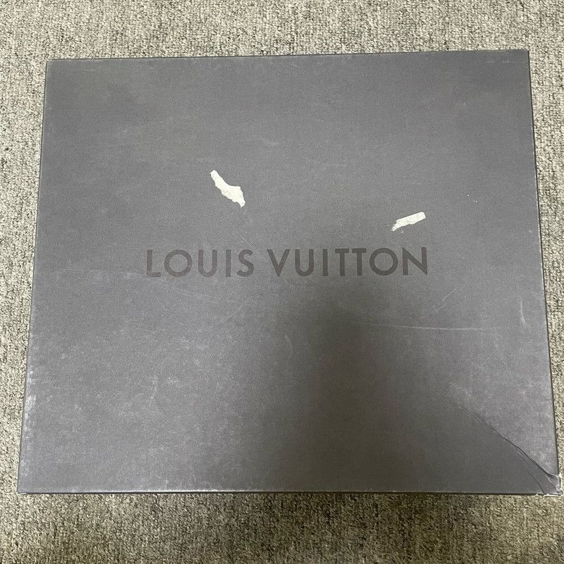Louis Vuitton Louis Vuitton High-Top Sneakers in White and Green 0079 Size US 10 / EU 43 - 9 Thumbnail