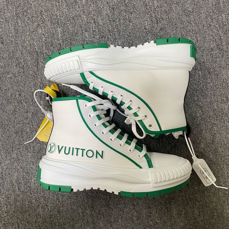 Louis Vuitton Louis Vuitton High-Top Sneakers in White and Green 0079 Size US 10 / EU 43 - 5 Thumbnail