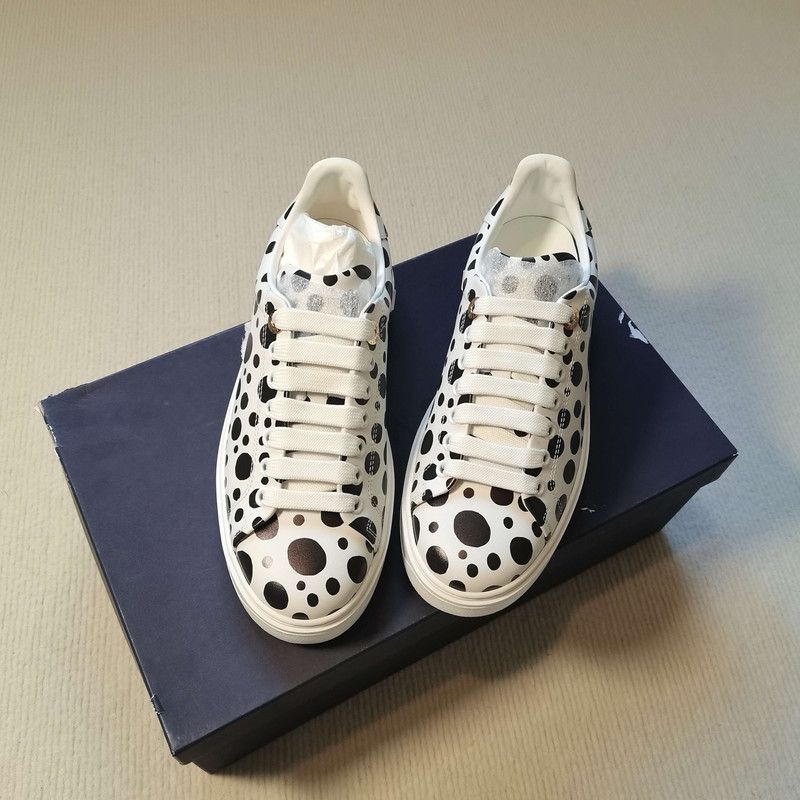 Louis Vuitton Yayoi Kusama x Louis Vuitton Time Out Sneakers 0079 Size US 6 / EU 39 - 2 Thumbnail