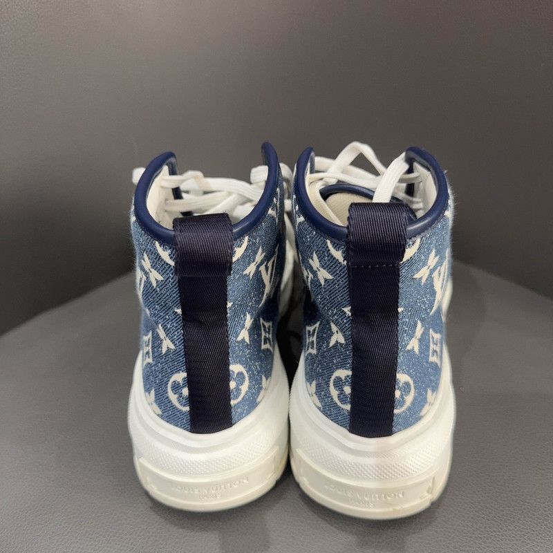 Louis Vuitton Louis Vuitton Squad Boot Monogram High-Top Sneakers 0079 Size US 6 / EU 39 - 3 Thumbnail