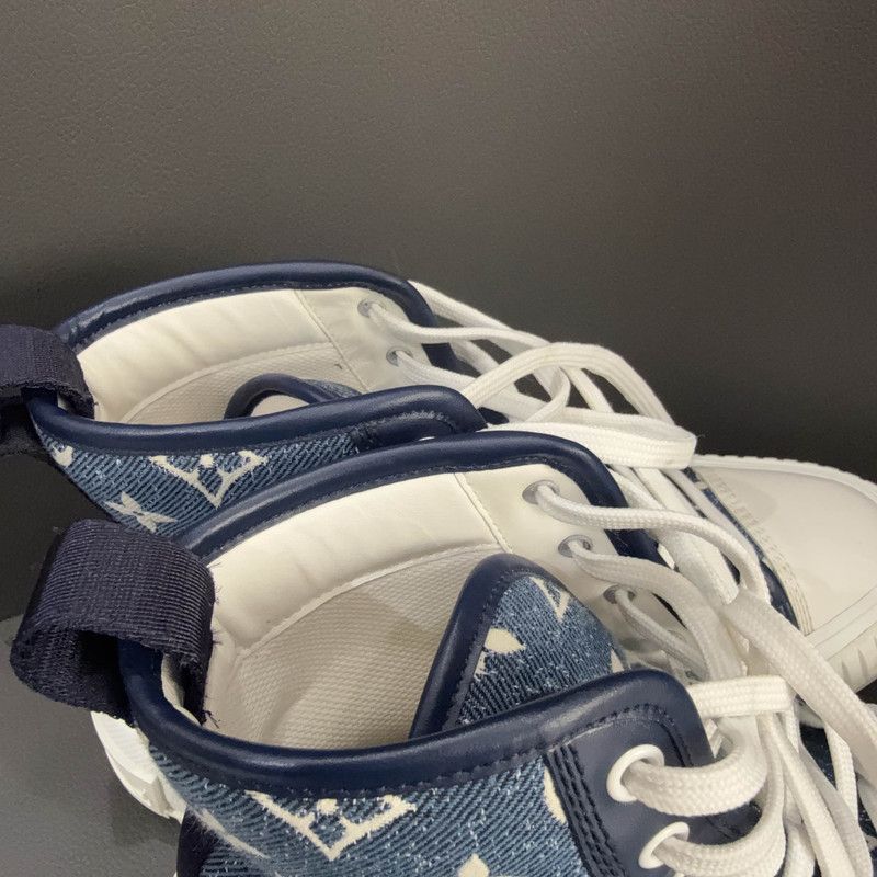 Louis Vuitton Louis Vuitton Squad Boot Monogram High-Top Sneakers 0079 Size US 6 / EU 39 - 15 Thumbnail