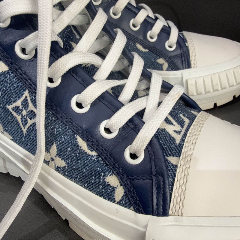 Louis Vuitton Louis Vuitton Squad Boot Monogram High-Top Sneakers 0079 Size US 6 / EU 39 - 18 Thumbnail
