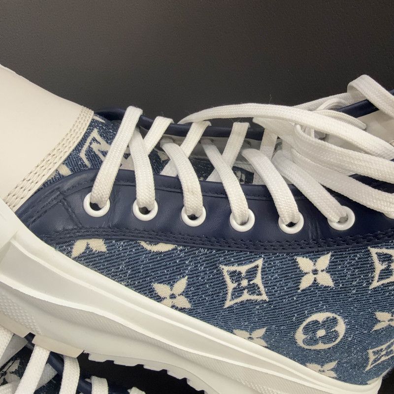 Louis Vuitton Louis Vuitton Squad Boot Monogram High-Top Sneakers 0079 Size US 6 / EU 39 - 19 Thumbnail