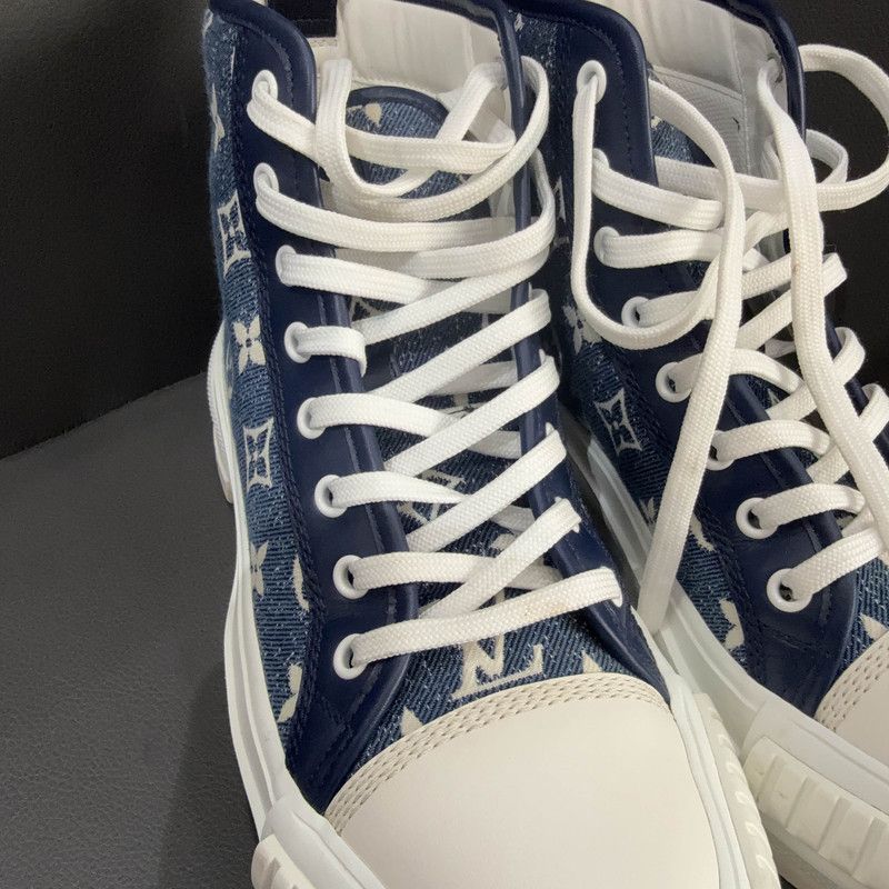 Louis Vuitton Louis Vuitton Squad Boot Monogram High-Top Sneakers 0079 Size US 6 / EU 39 - 8 Thumbnail