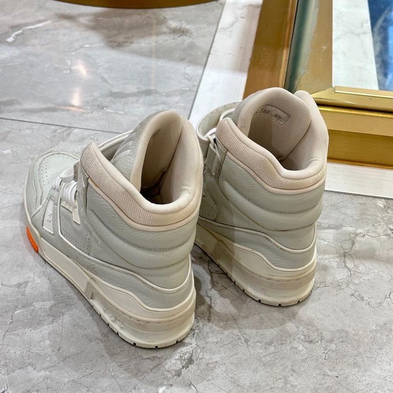 Louis Vuitton Louis Vuitton Trainer Stylish High-Top Sneakers 0079 Size US 10 / EU 43 - 6 Thumbnail