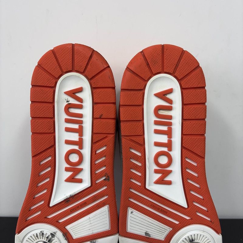 Louis Vuitton Louis Vuitton Trainer Low-Top Sneakers in White and Orange 0079 Size US 10 / EU 43 - 14 Thumbnail