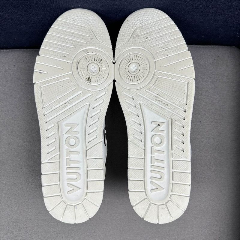 Louis Vuitton Louis Vuitton Low-top Trainer Sneakers 0079 Size US 8 / IT 38 - 4 Thumbnail