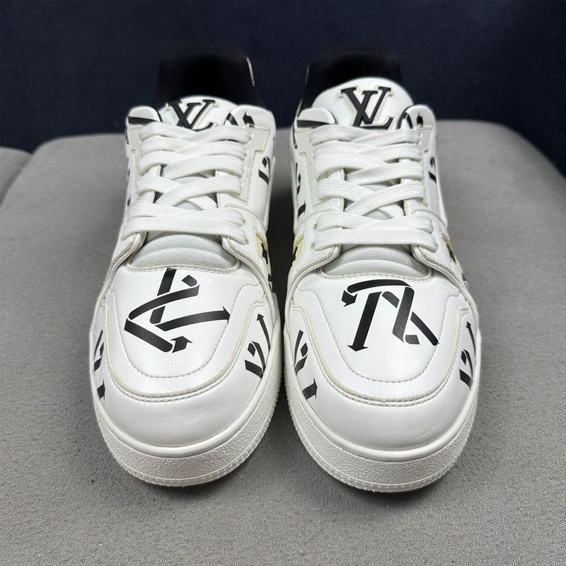 Louis Vuitton Louis Vuitton Low-top Trainer Sneakers 0079 Size US 8 / IT 38 - 2 Thumbnail