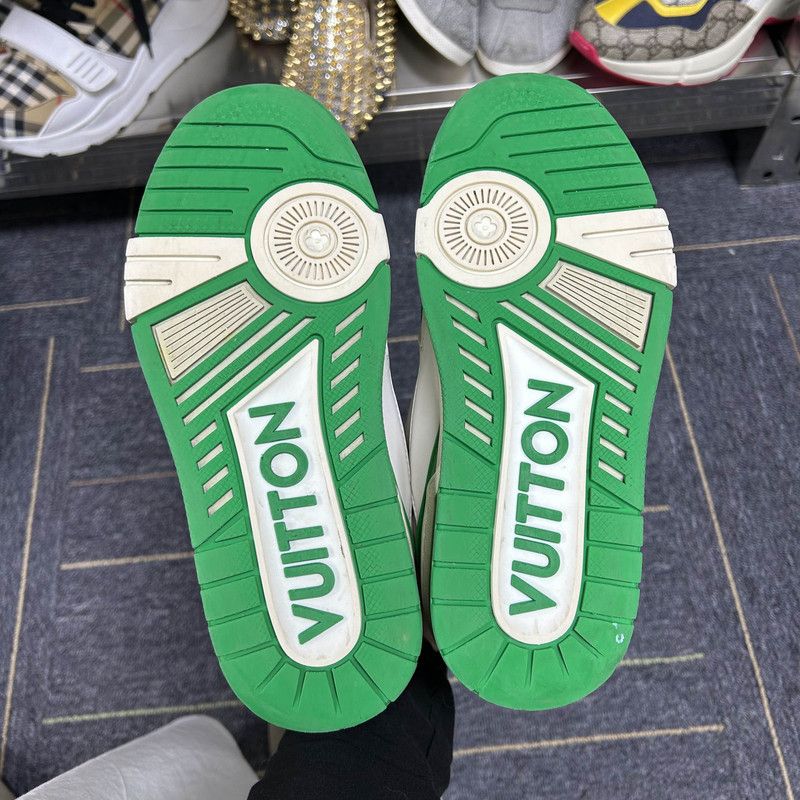 Louis Vuitton Louis Vuitton Trainer Low-Top Sneakers in White Green 0079 Size US 5 / EU 37 - 4 Thumbnail
