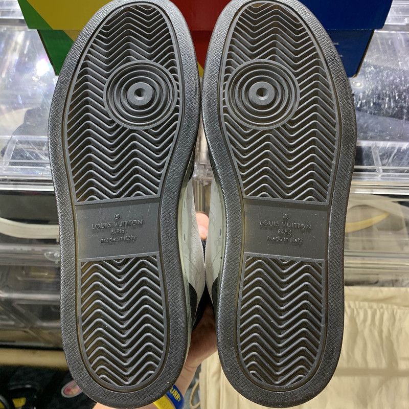 Louis Vuitton Louis Vuitton Rivoli Casual Sneakers in White and Blue 0079 Size US 10 / EU 43 - 4 Thumbnail