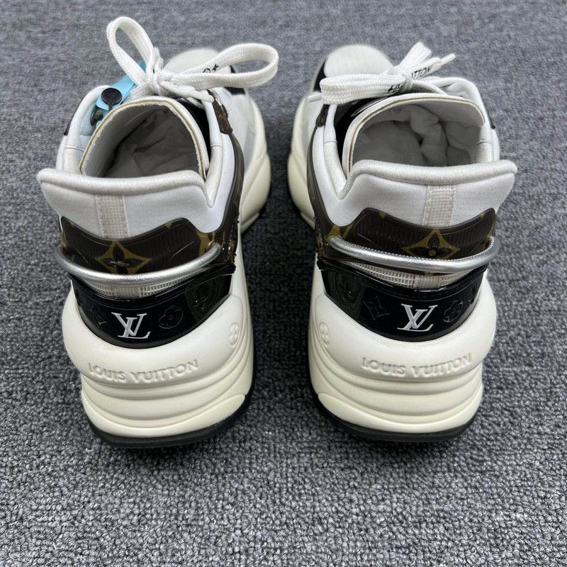 Louis Vuitton Louis Vuitton Run 55 Colorful Sports Sneakers 0079 Size US 5.5 / EU 38 - 3 Thumbnail
