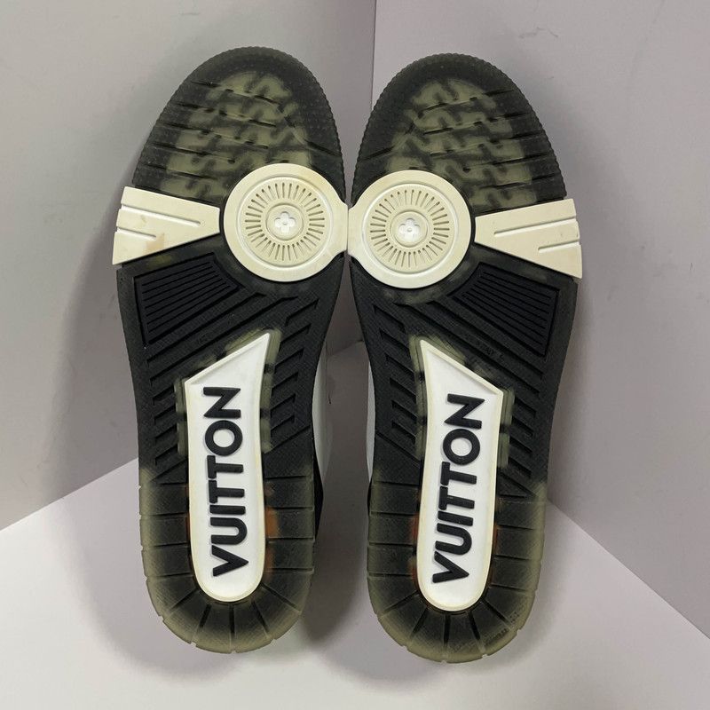 Louis Vuitton Louis Vuitton Trainer Low-Top Fashion Sneakers 0079 Size US 10 / EU 43 - 4 Thumbnail
