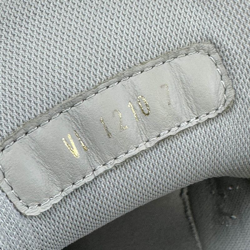 Louis Vuitton Louis Vuitton Classic Printed Trainer Sneakers for Men 0079 Size US 9.5 / EU 42-43 - 5 Thumbnail