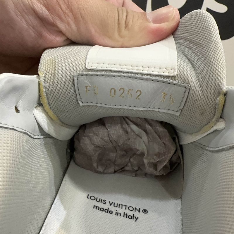 Louis Vuitton Louis Vuitton White Cement Low-Top Trainers 0079 Size US 7 / EU 40 - 5 Thumbnail