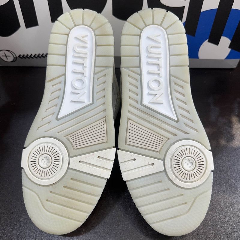 Louis Vuitton Louis Vuitton White Cement Low-Top Trainers 0079 Size US 7 / EU 40 - 4 Thumbnail