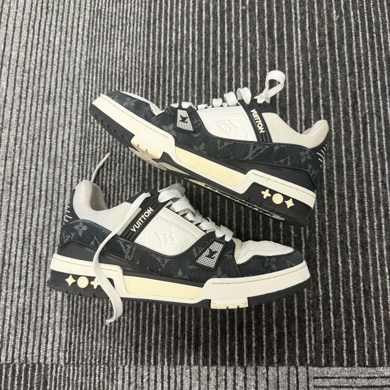 Louis Vuitton Louis Vuitton Panda Print Low-Top Trainers 0079 Size US 9 / EU 42 - 6 Thumbnail