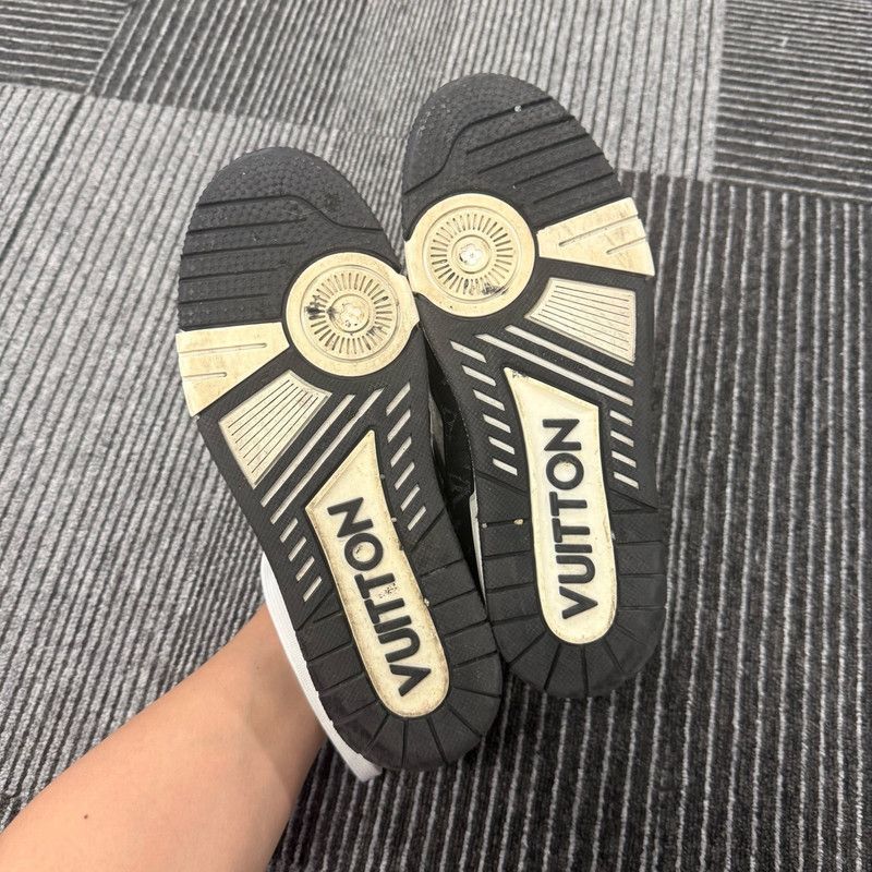 Louis Vuitton Louis Vuitton Panda Print Low-Top Trainers 0079 Size US 9 / EU 42 - 4 Thumbnail
