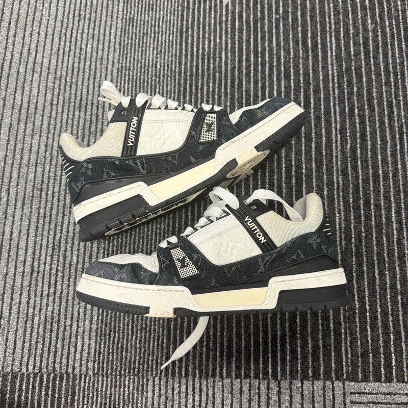 Louis Vuitton Louis Vuitton Panda Print Low-Top Trainers 0079 Size US 9 / EU 42 - 7 Thumbnail