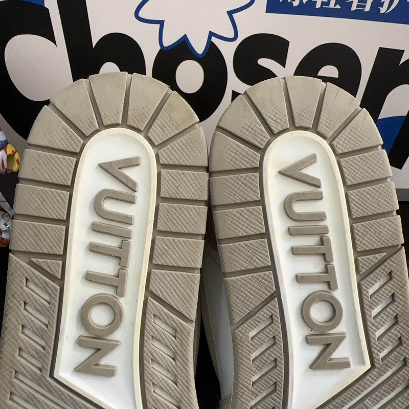 Louis Vuitton Louis Vuitton Trainer Low Top Fashion Sneakers 0079 Size US 10.5 / EU 43-44 - 10 Thumbnail