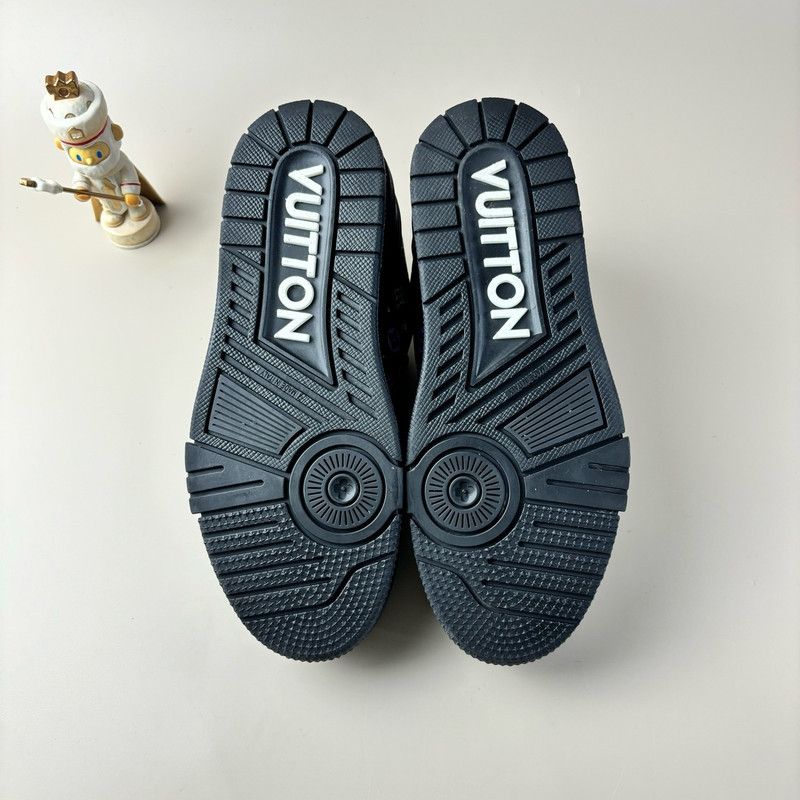 Louis Vuitton Takashi Murakami x Louis Vuitton Trainer Sneakers 0079 Size US 8 / EU 41 - 7 Thumbnail