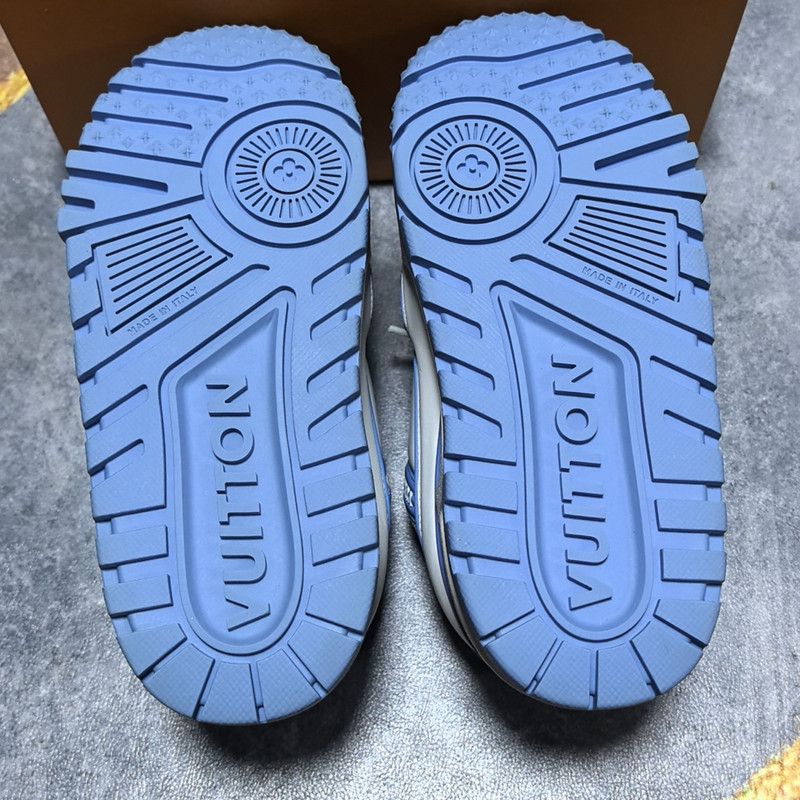 Louis Vuitton Louis Vuitton Trainer Maxi Low-Top Sneakers 0079 Size US 8 / EU 41 - 4 Thumbnail