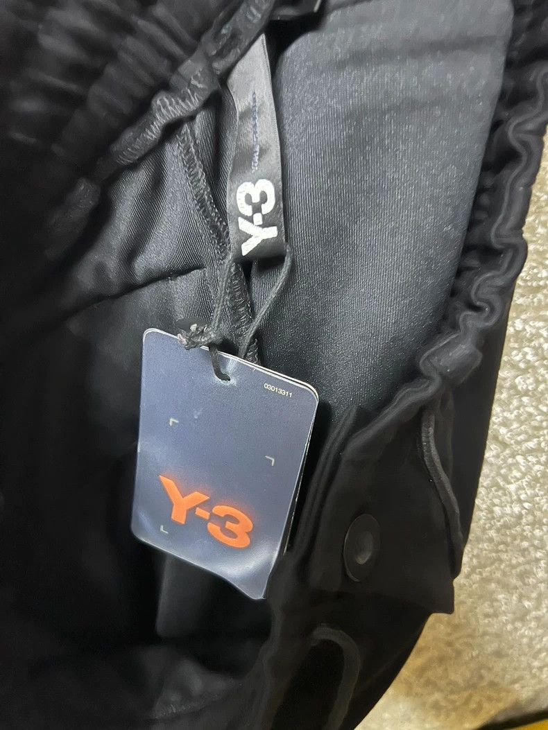 Y-3 Y-3 Men's Casual Shorts with Logo Size US 32 / EU 48 - 2 Thumbnail