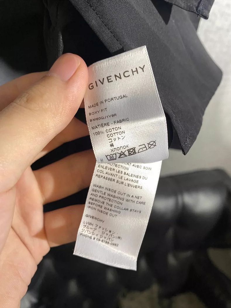 Givenchy Givenchy Black Button-Up Shirt Size US M / EU 48-50 / 2 - 6 Thumbnail