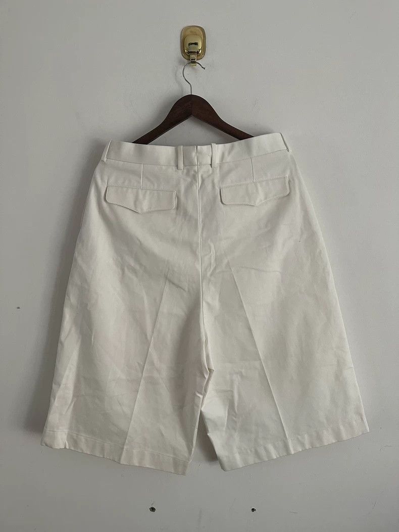 Alexander McQueen Alexander McQueen White Cropped Pants Size US 30 / EU 46 - 2 Thumbnail
