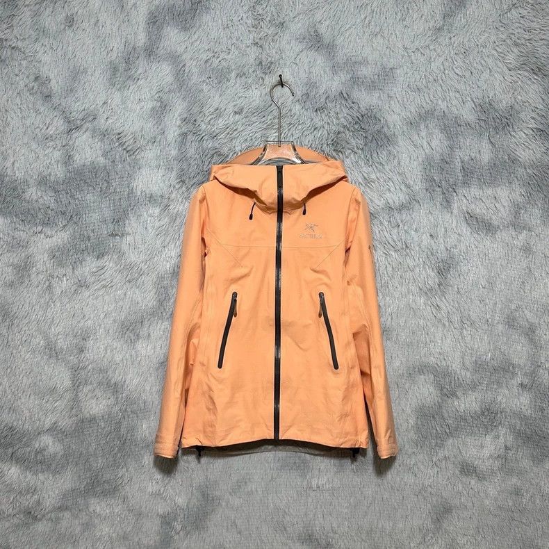 Acronym Arcteryx Beta LT Hooded Jacket Size US XS / EU 42 / 0 - 6 Thumbnail