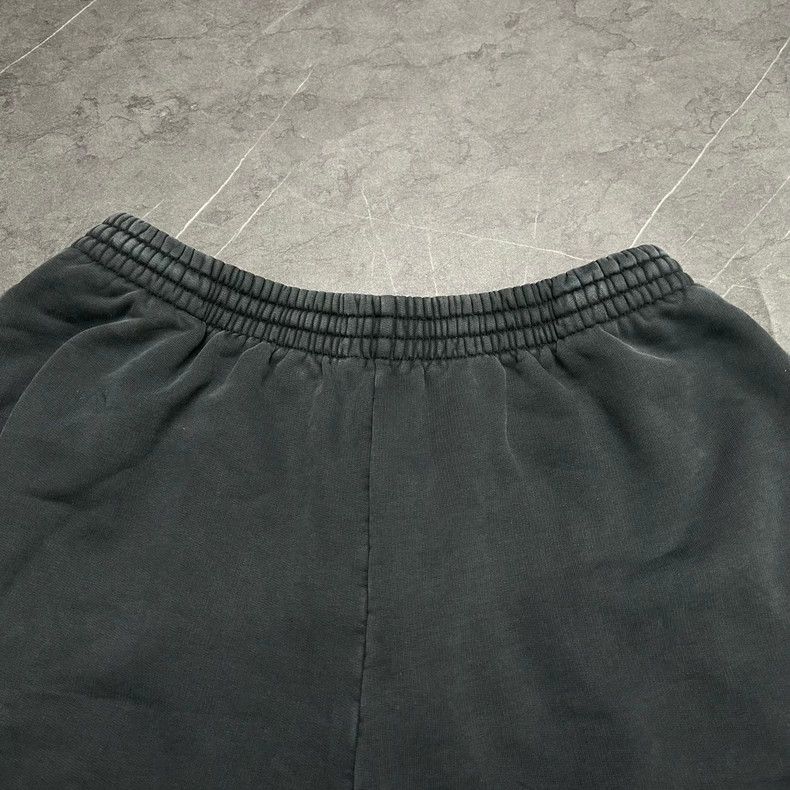 Balenciaga Balenciaga 25 Flame Double Ring Distressed Shorts Size US 30 / EU 46 - 4 Thumbnail
