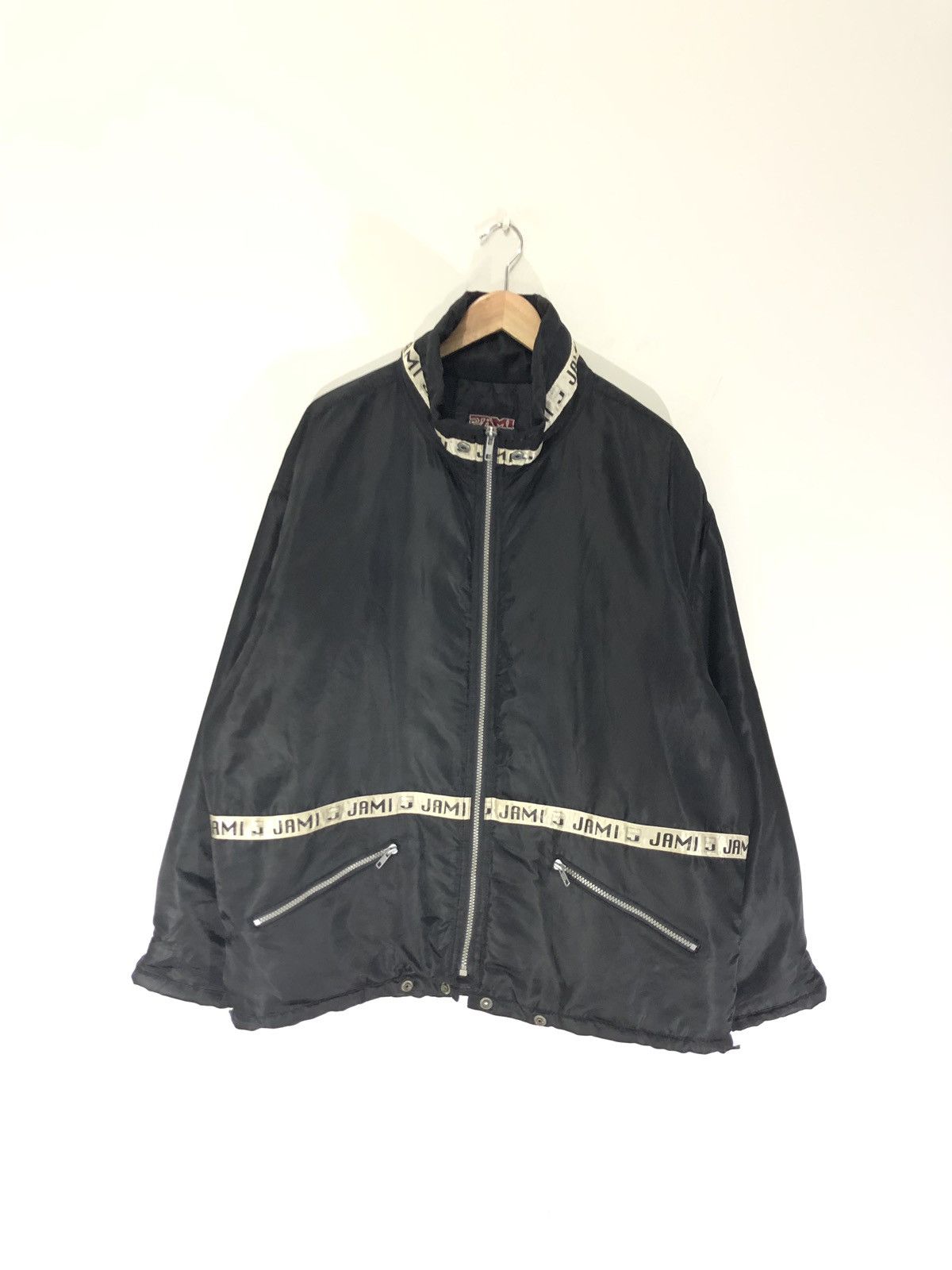 Jami Island Jacket