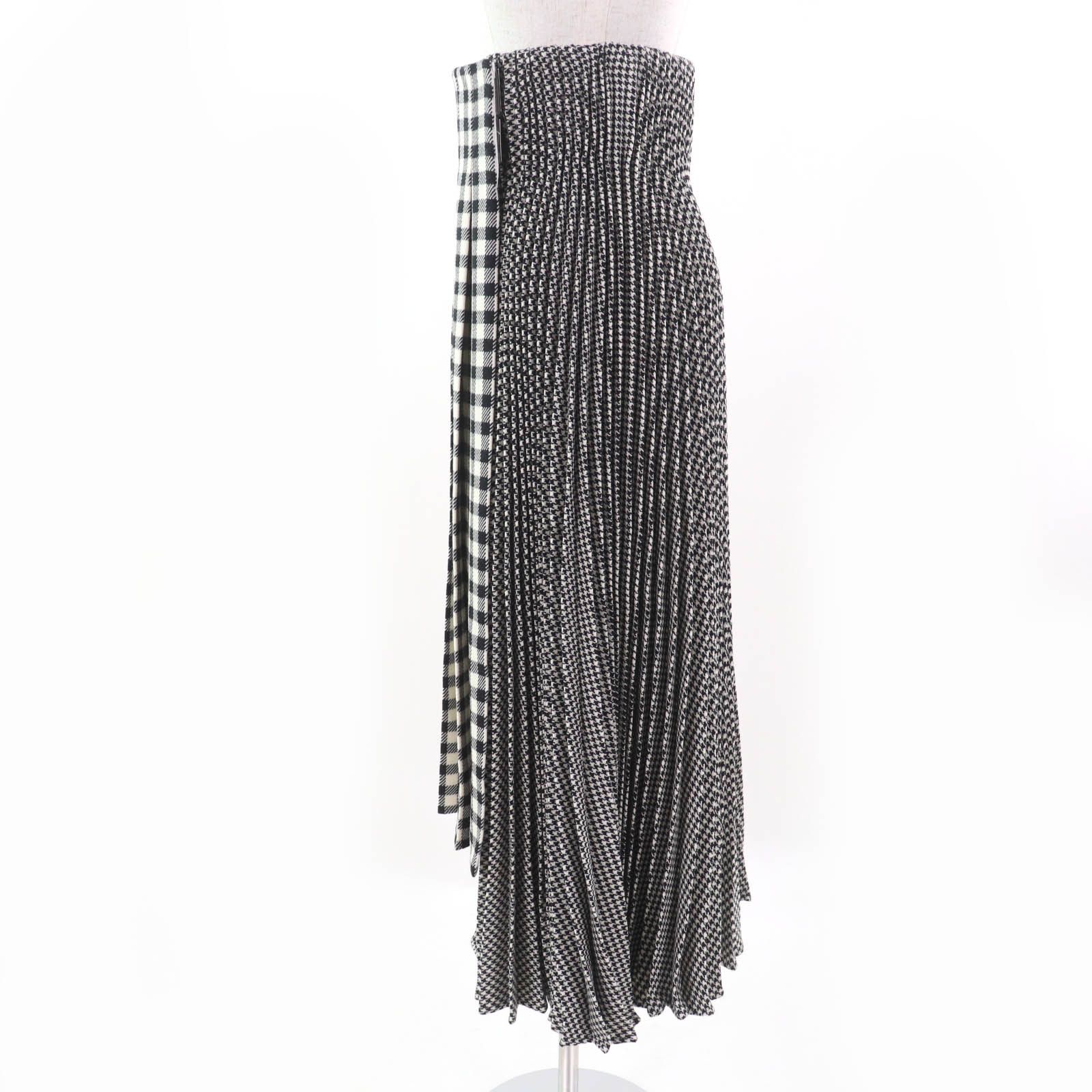 Dior Dior Christian Dior Long skirt Wool Skirt Others Skirts 251J52S1269 Size ONE SIZE - 3 Thumbnail